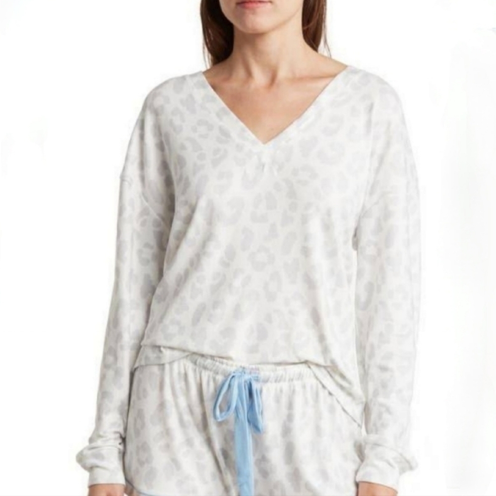 P.J. Salvage Super Soft Wifey Animal Print Long Sleeve Lounge Top Size Large